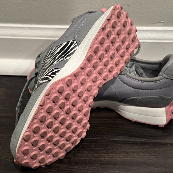 New Balance Girls Tennis Shoes Pink / Gray / Zebra - Size 12.5Y - Picture 3 of 3